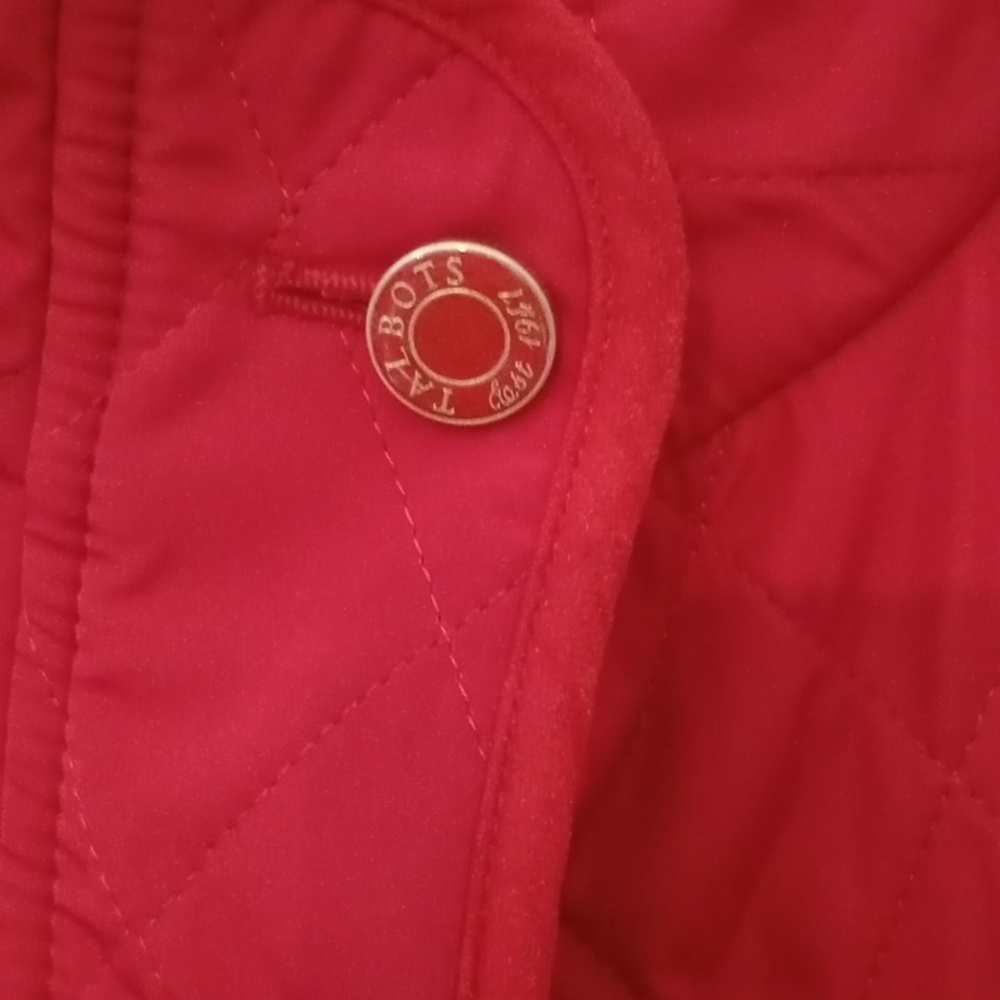 Red Vest - Picture 3 of 5